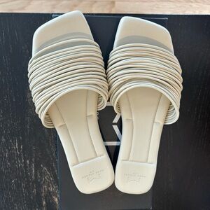 Marc Fisher LTD Maddie Slide Sandal Ivory